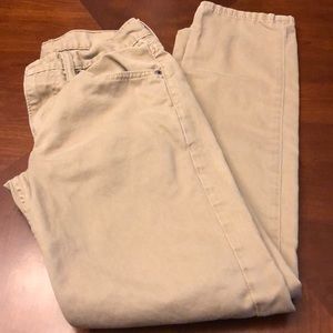 Khaki Levi’s 511
